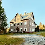 Forest House Near Klinovec With 5 Independent アパート *