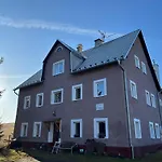 アパート Forest House Near Klinovec With 5 Independent