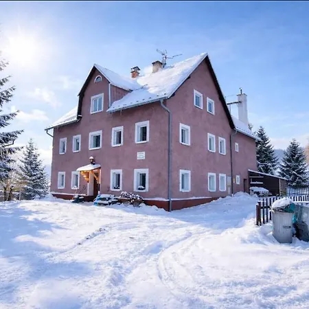 Apartament Forest House Near Klinovec With 5 Independent Kovářská