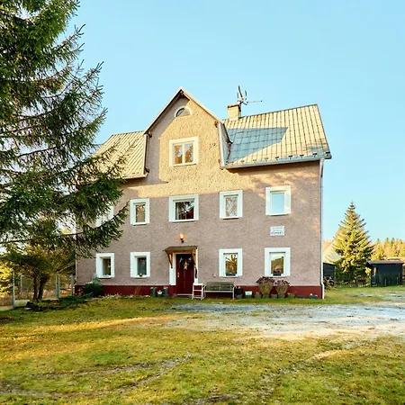 Forest House Near Klinovec With 5 Independent