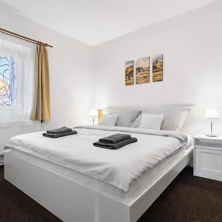 Apartment Forest House Near Klinovec With 5 Independent