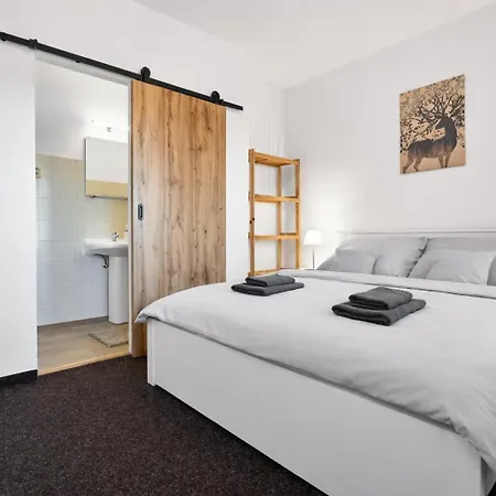 Apartament Forest House Near Klinovec With 5 Independent *