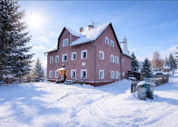 Apartment Forest House Near Klinovec With 5 Independent Kovarska