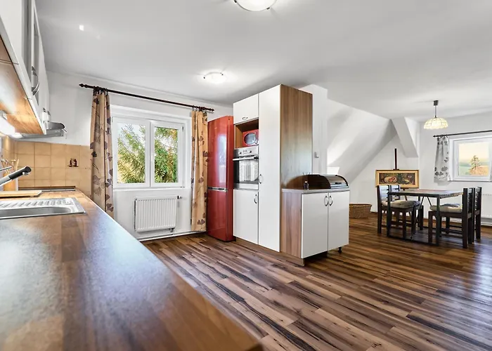 Apartment Forest House Near Klinovec With 5 Independent