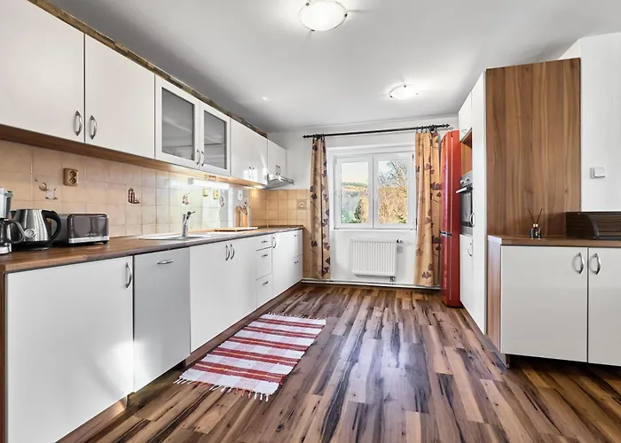 Forest House Near Klinovec With 5 Independent * Kovarska