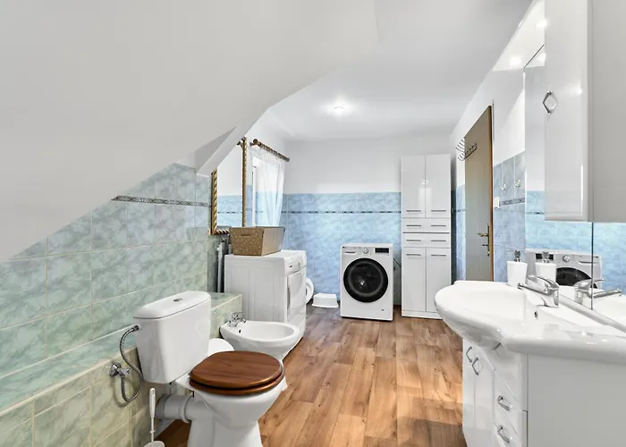 Forest House Near Klinovec With 5 Independent Kovarska