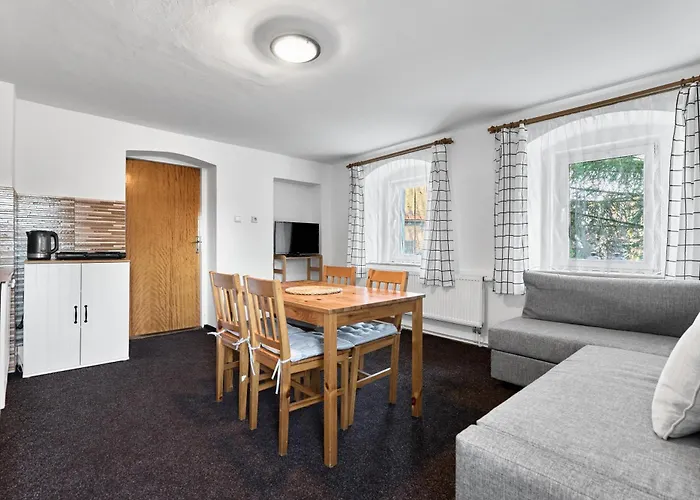 Apartment Forest House Near Klinovec With 5 Independent Kovarska