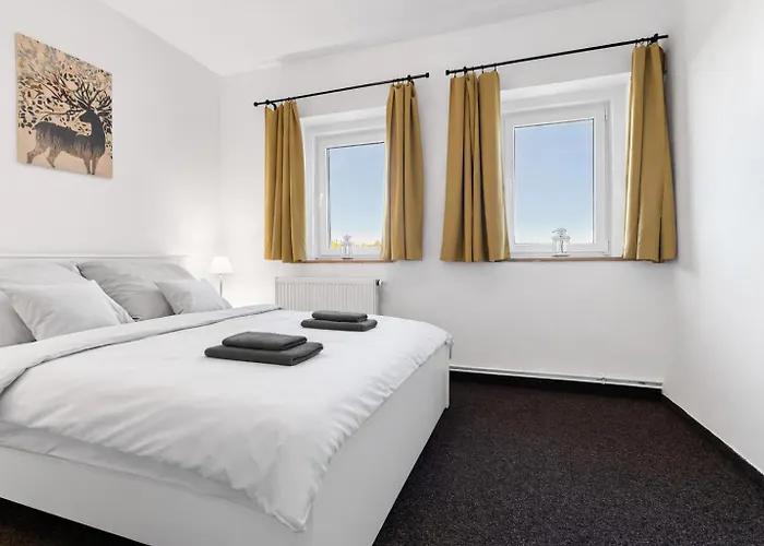 Forest House Near Klinovec With 5 Independent Apartment *